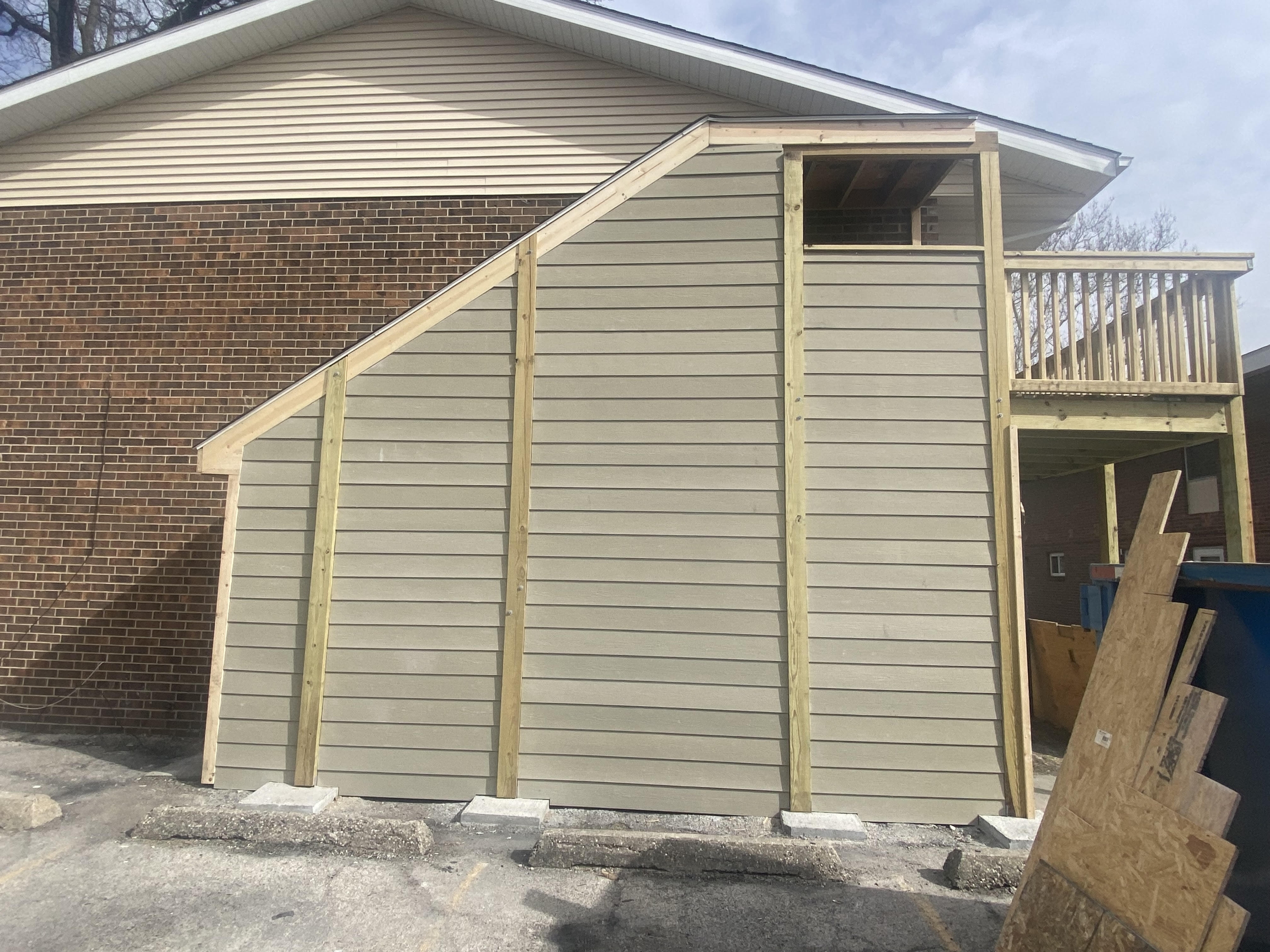 1015 S. 1 St. - 5